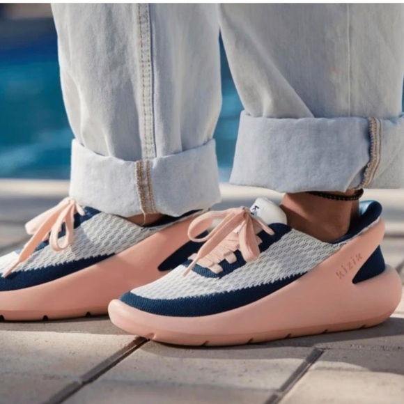 Kizik Roamer Bahama Hands Free Step in Slip On Sneakers Womens Size 7 - Picture 3 of 11